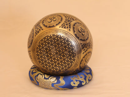 Buddha Engraved Singing Bowl (Flower Patterns)