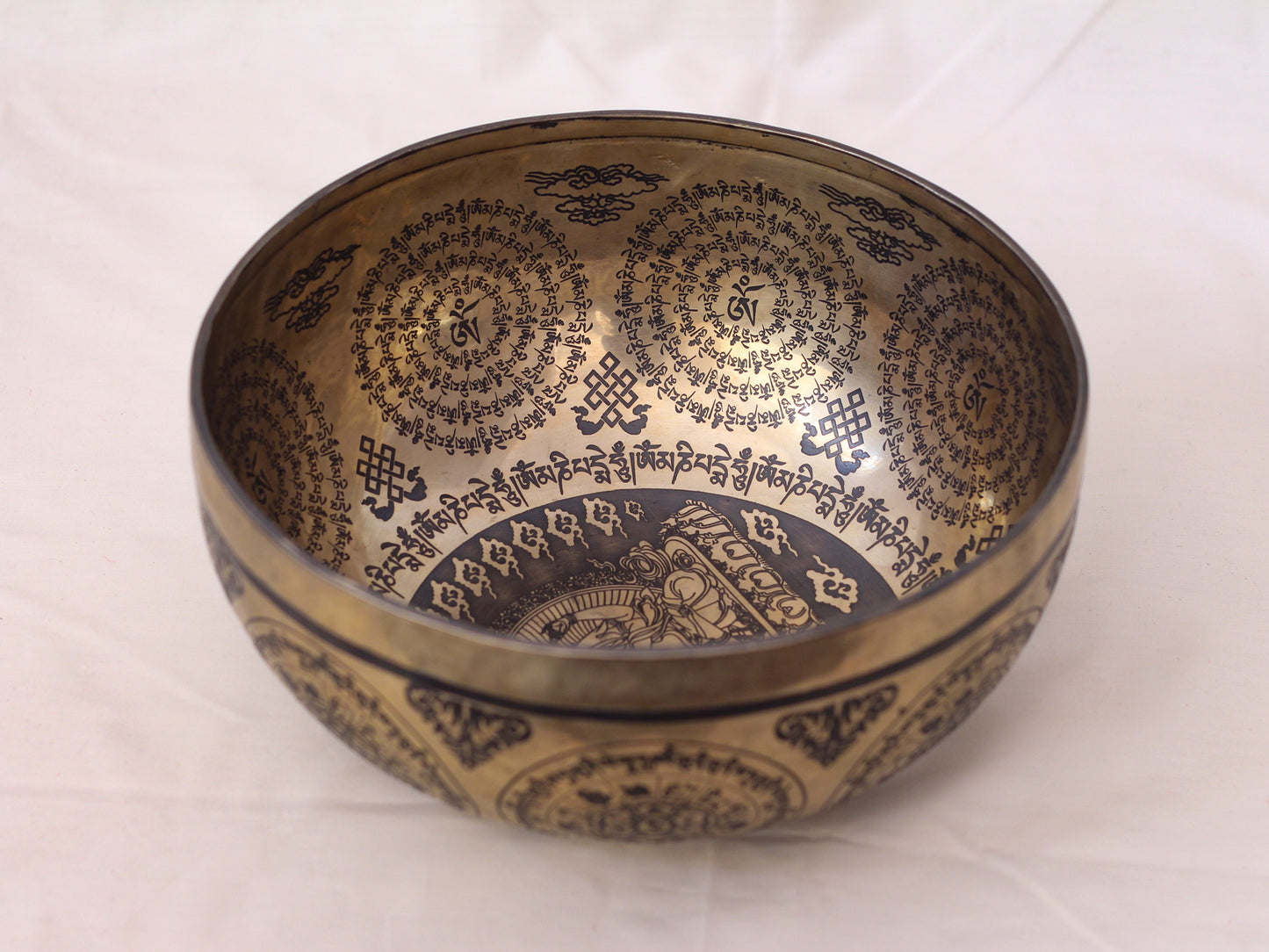 Chenrezig Engraved Singing Bowl