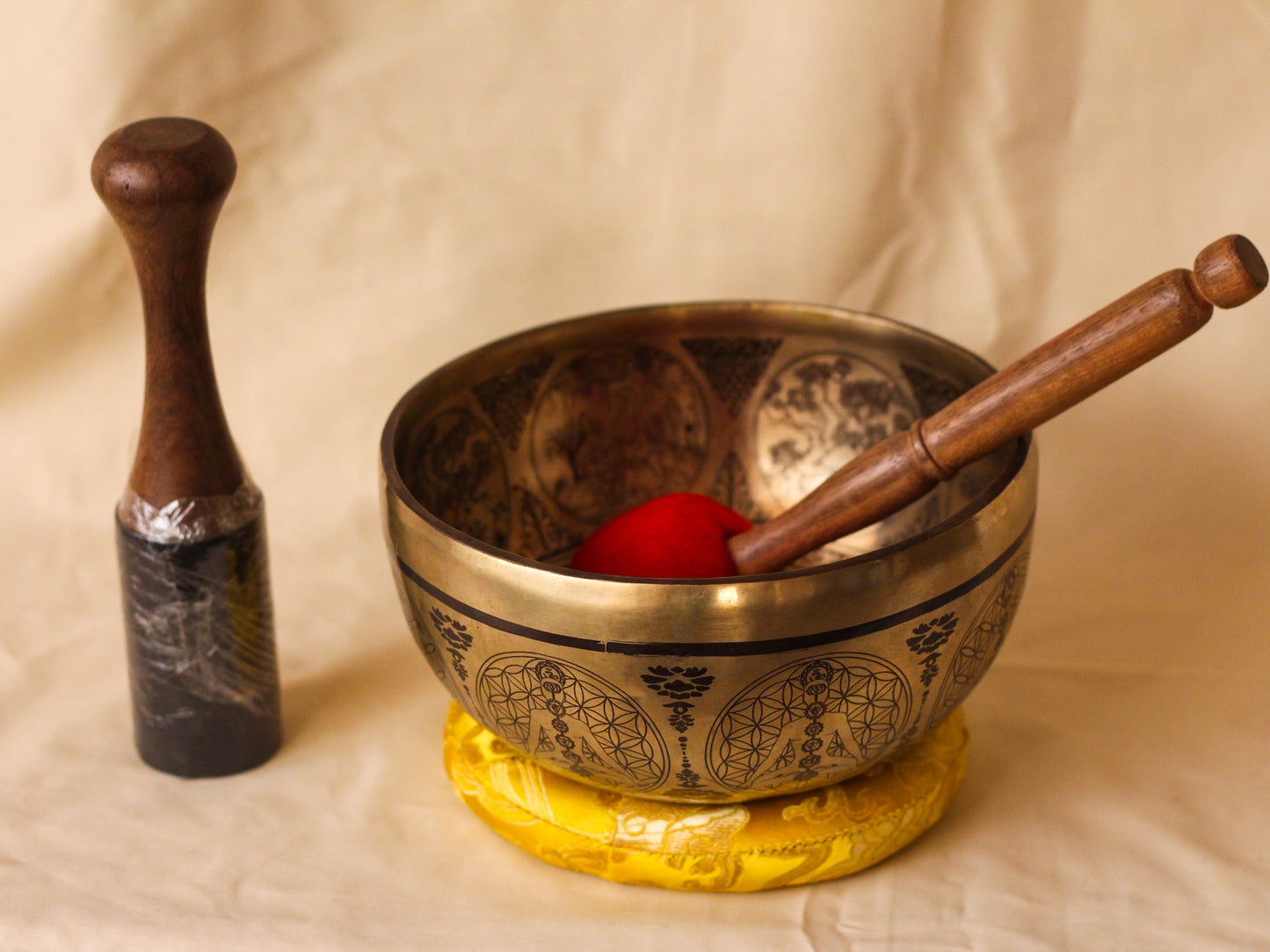 Citipati Engraved Singing Bowl