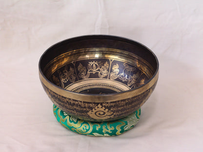 Eye Engraved Singing Bowl (Large)