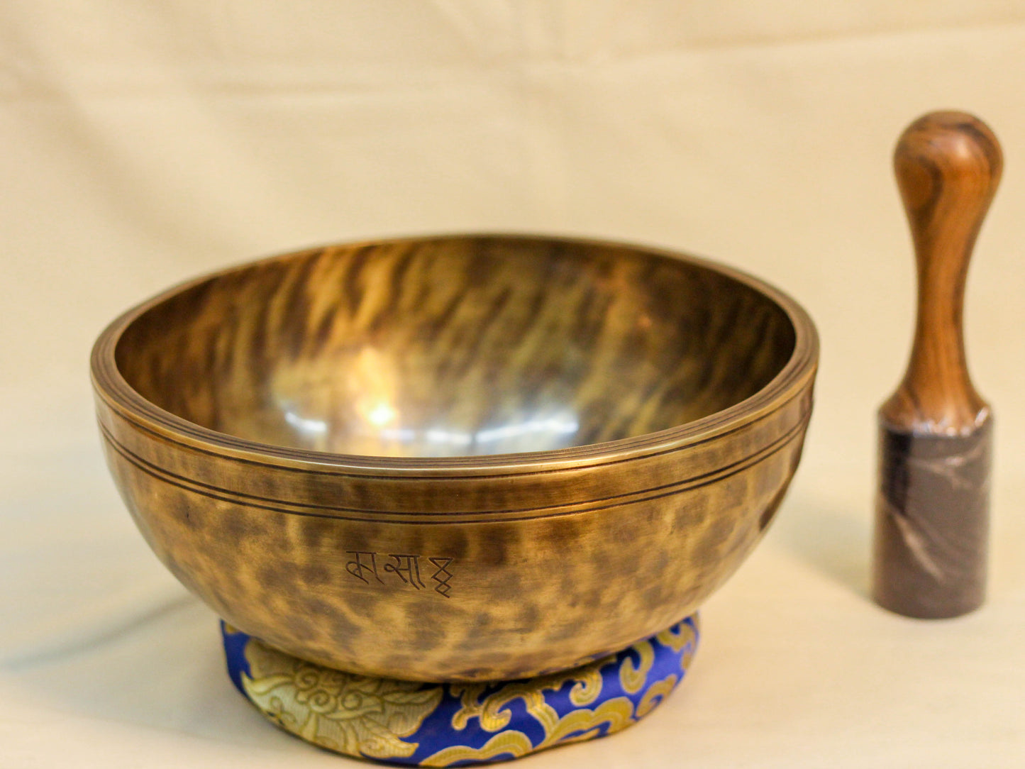 Full Moon Singing Bowl