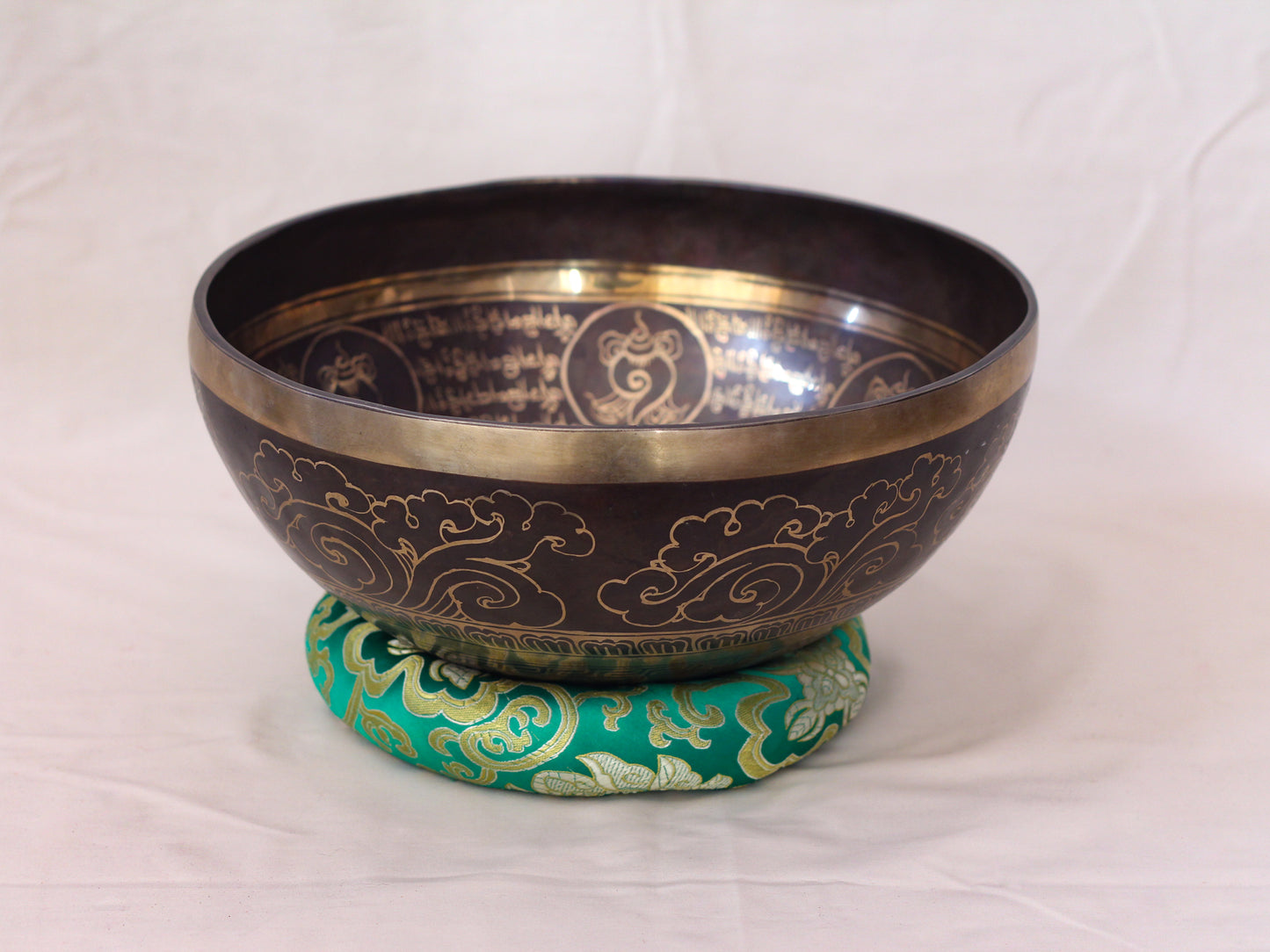 Vajra Engraved Singing Bowl