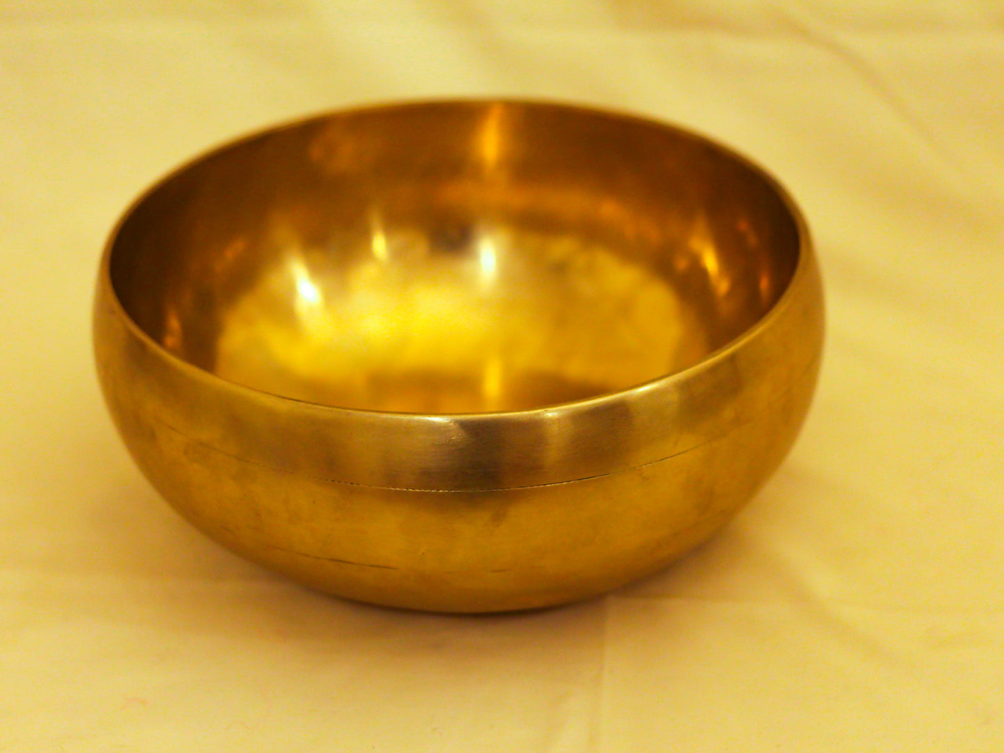 Plain Golden Singing Bowl