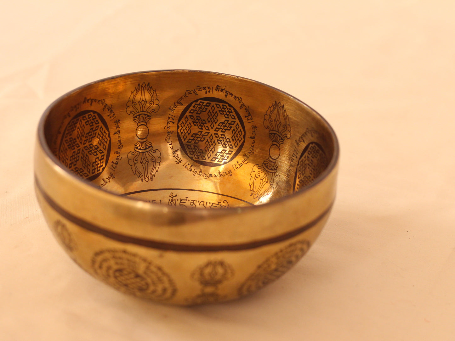 Jambhala Engraved Singing Bowl