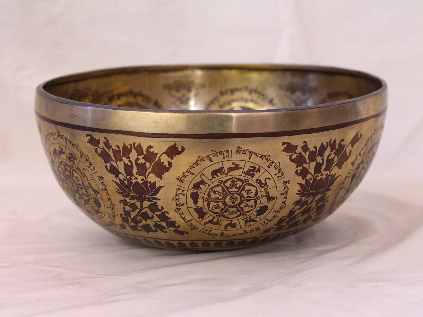 Jambhala Engraved Singing Bowl