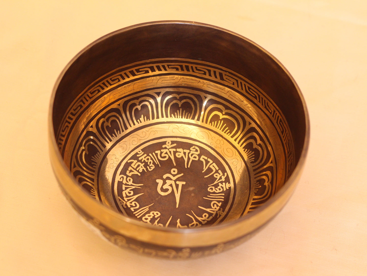 Om Mantra Engraved Singing Bowl