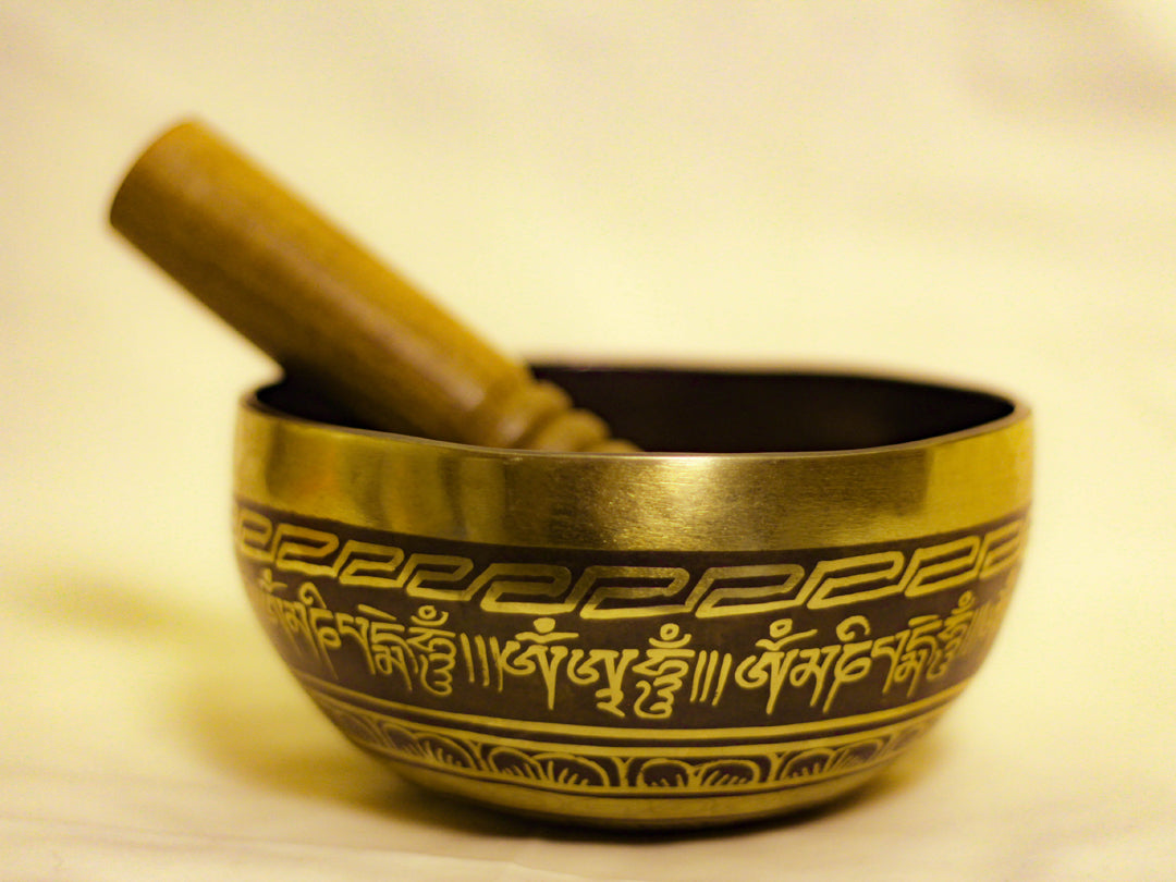 Sangkha Engraved Singing Bowl