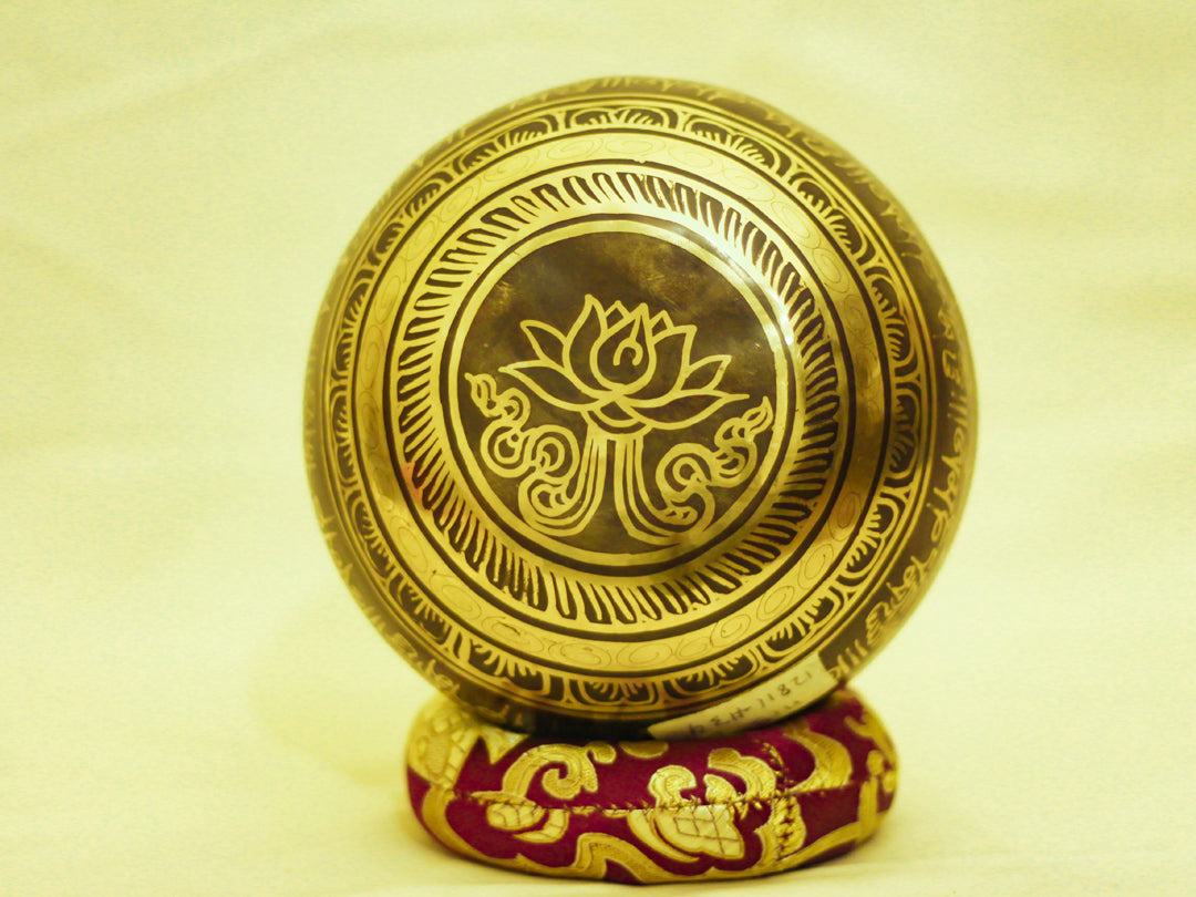Sangkha Engraved Singing Bowl