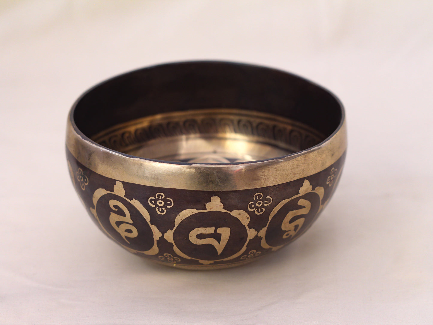 Om Engraved Singing Bowl
