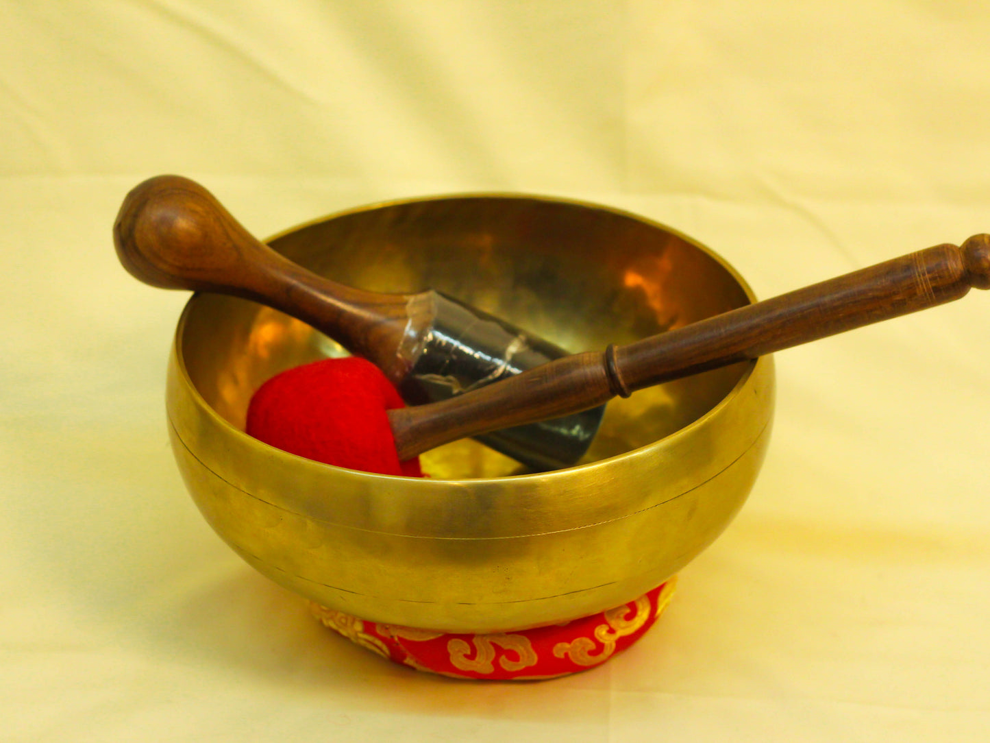 Plain Golden Singing Bowl
