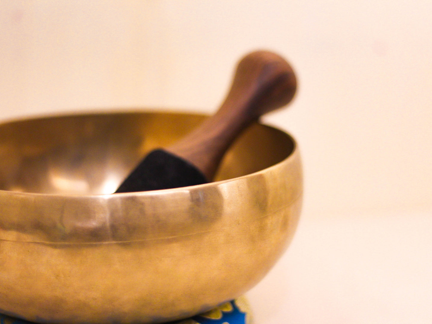 Plain Golden Tibetan Singing Bowl