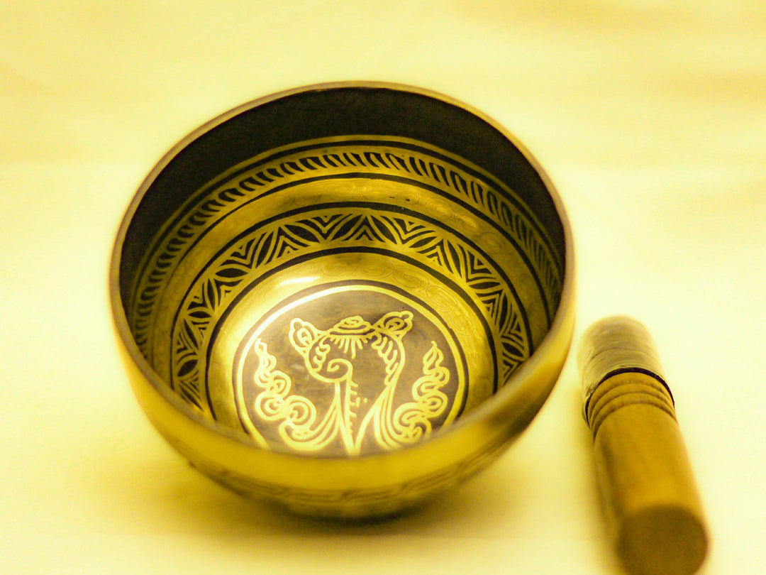 Sangkha Engraved Singing Bowl