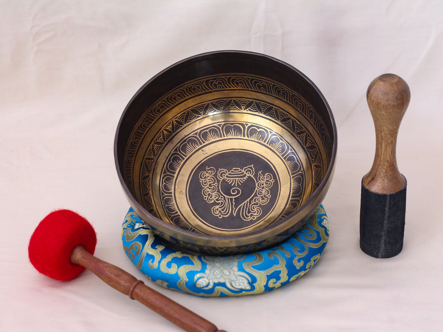 Sangkha Engraved Singing Bowl