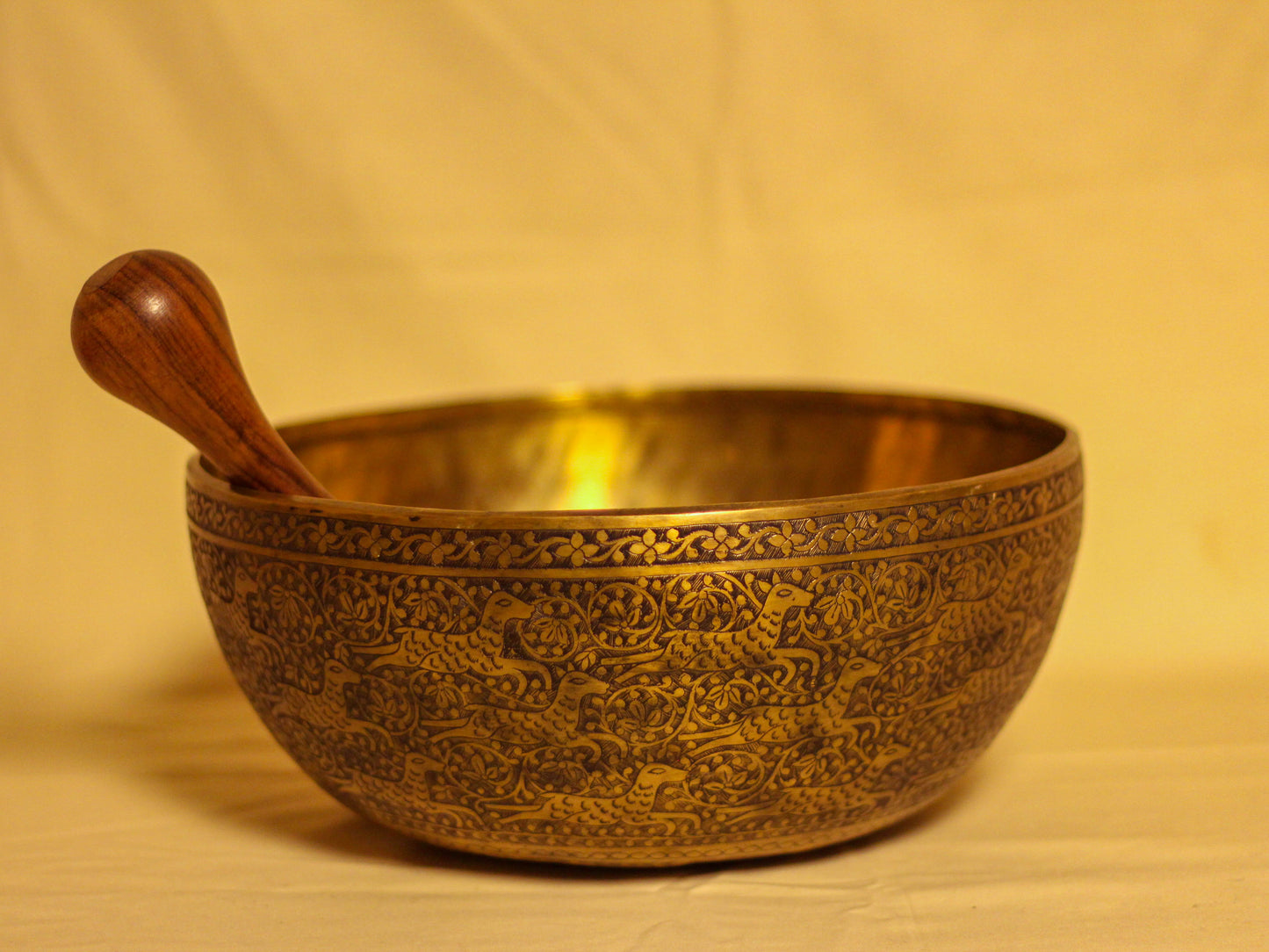 Special Carving Singing Bowl