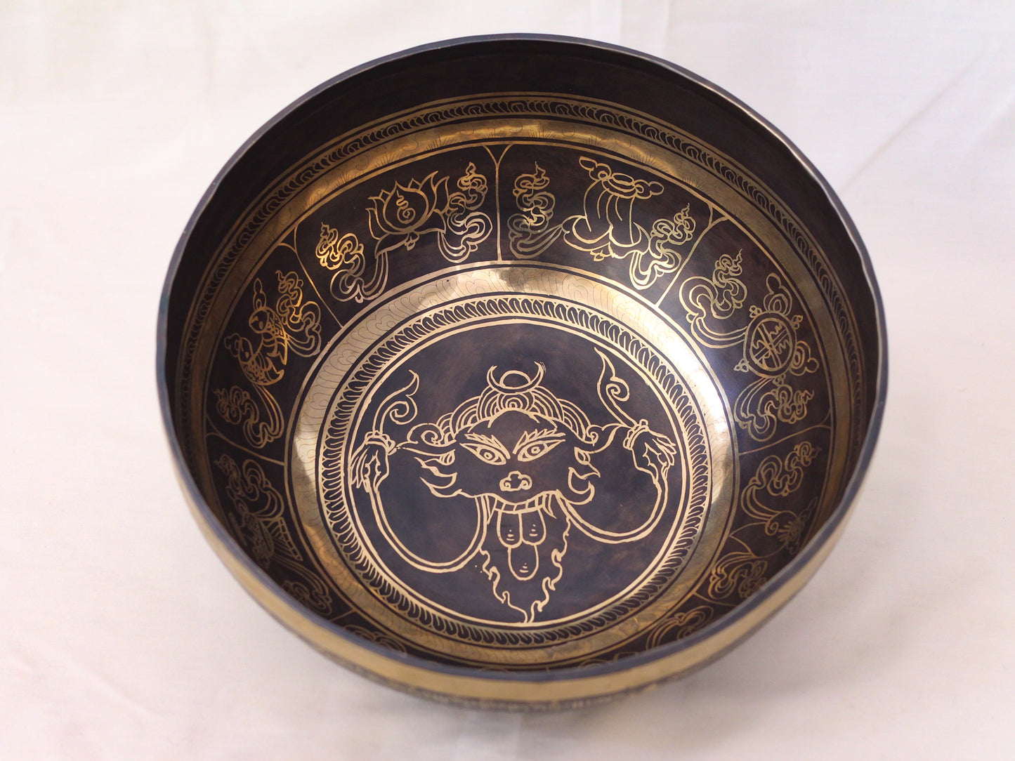 Eye Engraved Singing Bowl (Large)