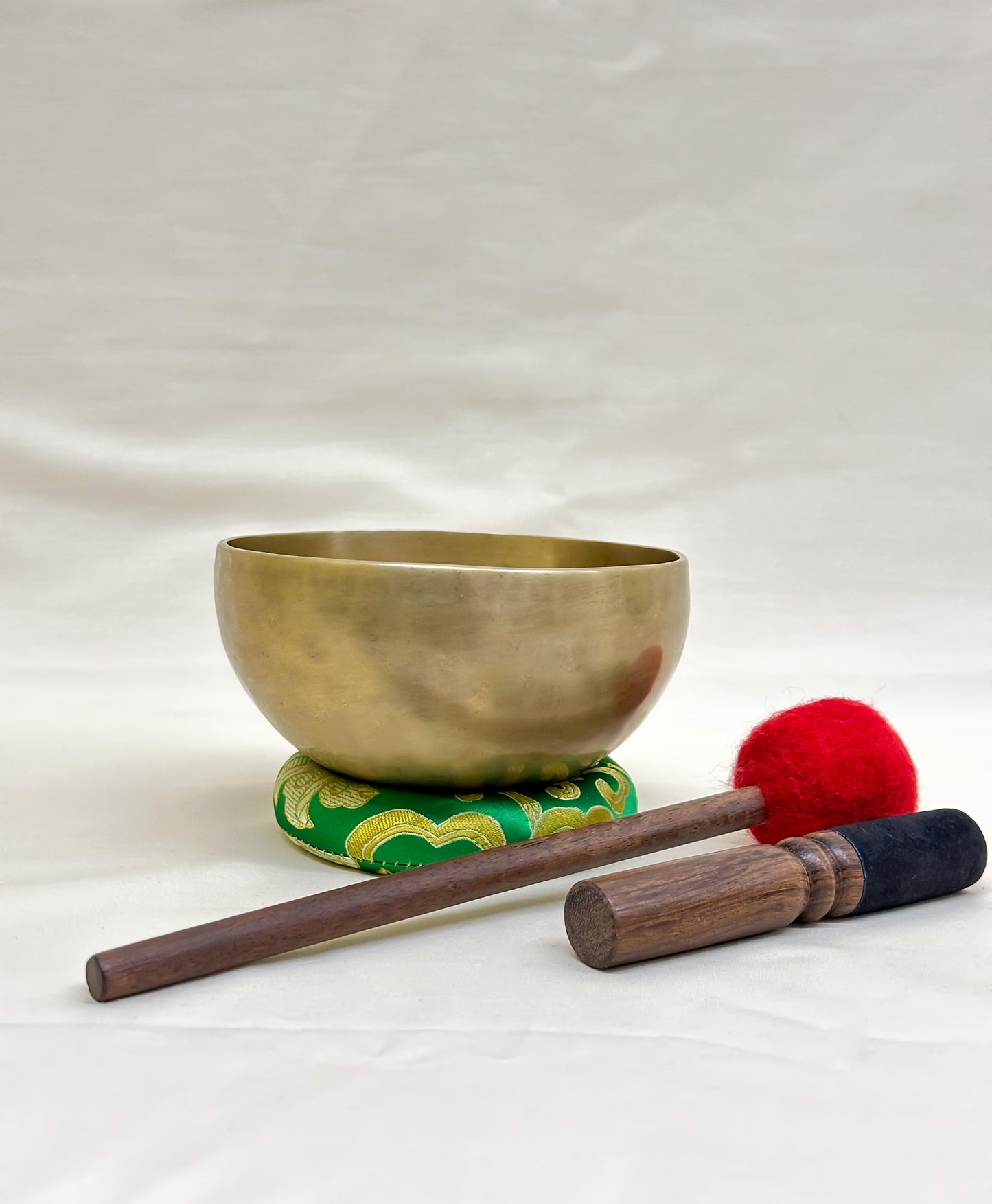 Plain Gold Singing Bowl