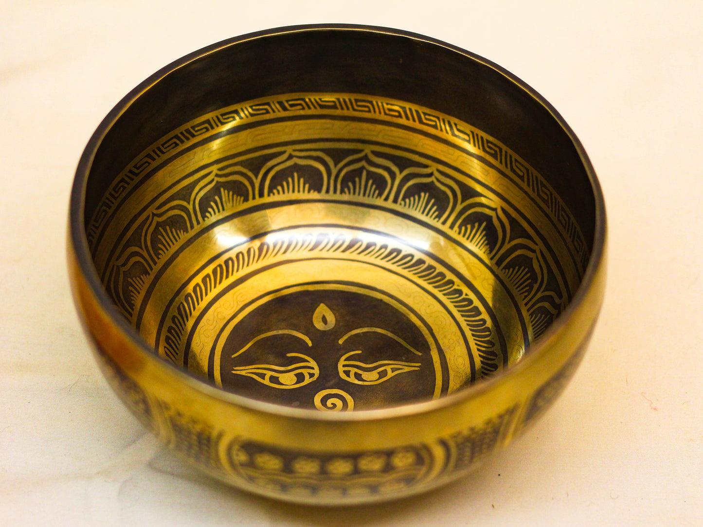 Buddha's Eye Carved Singing Bowl