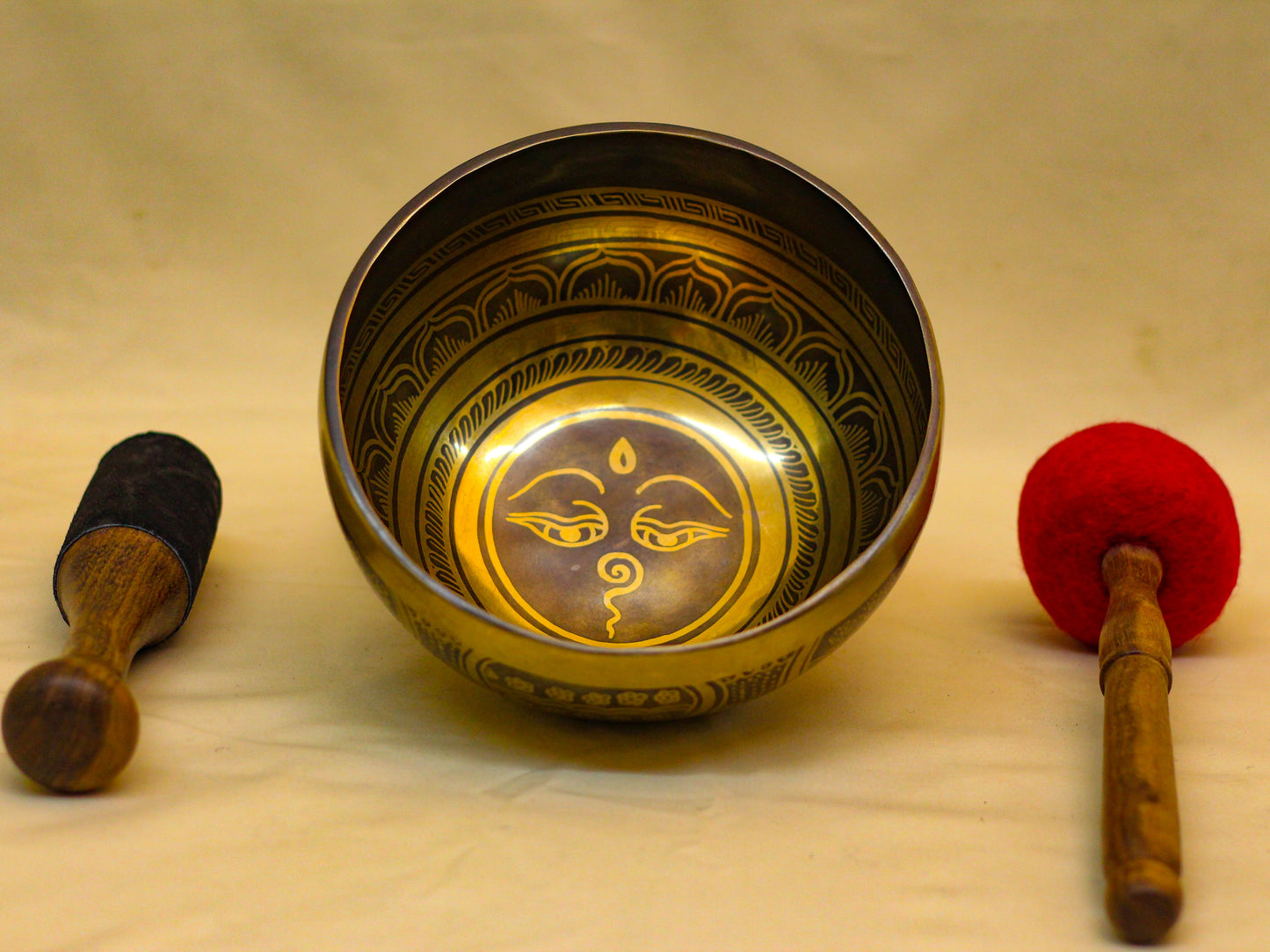 Buddha's Eye Carved Singing Bowl