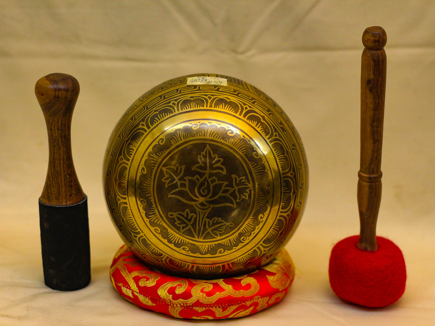 Buddha's Eye Carved Singing Bowl