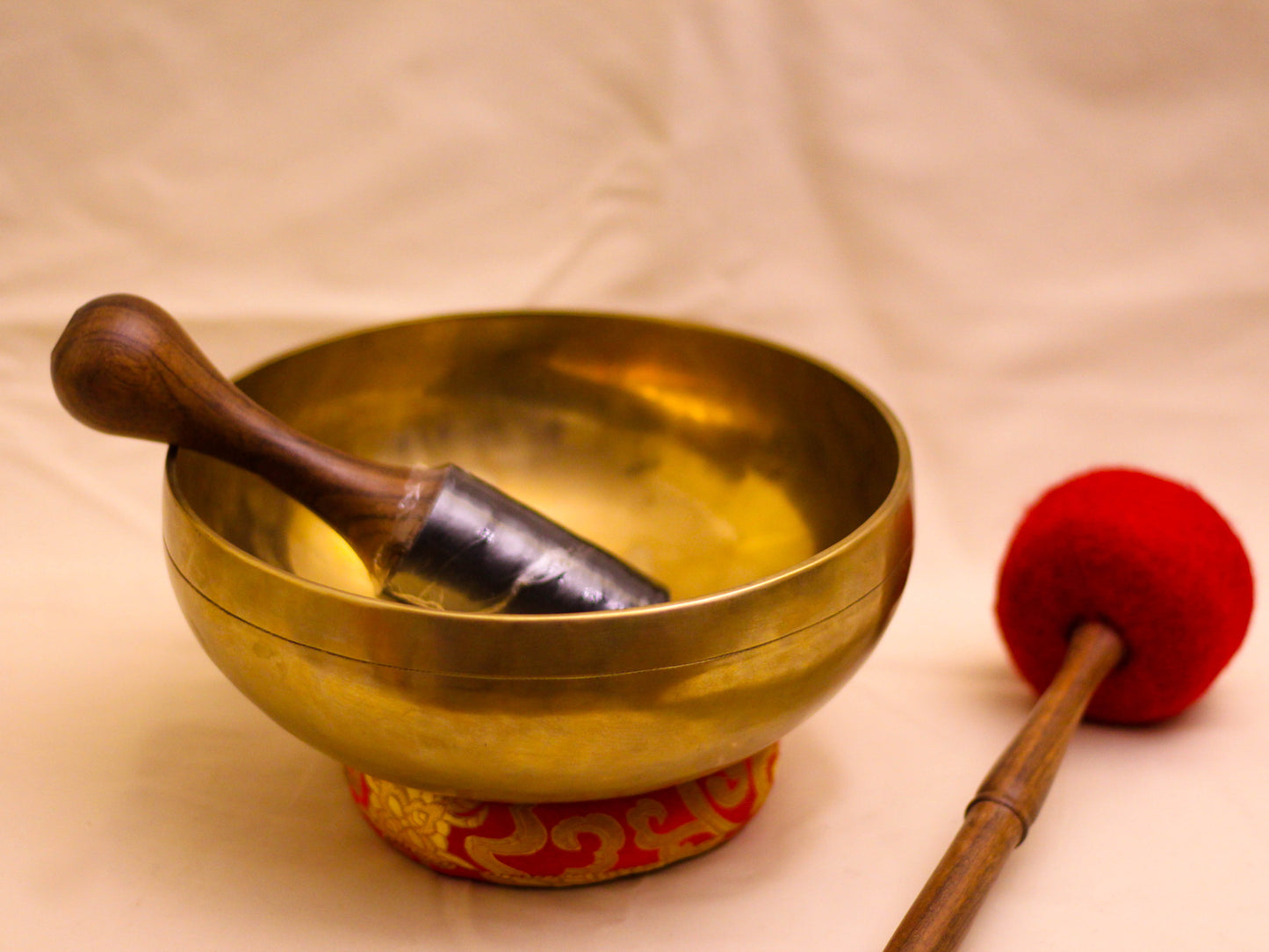 Plain Golden Singing Bowl (Big)