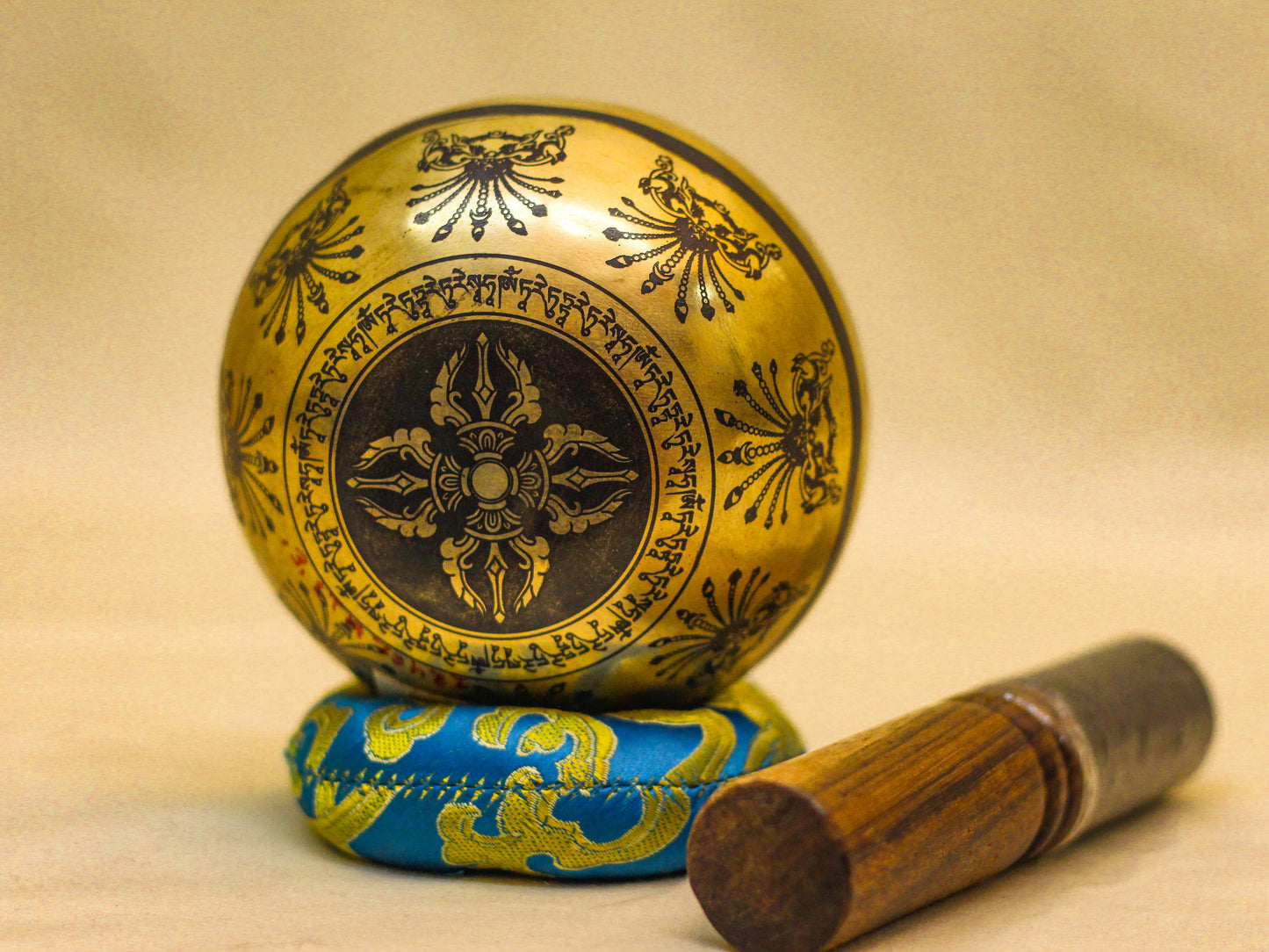 Green Tara Engraved Tibetan Singing Bowl (Very Small)