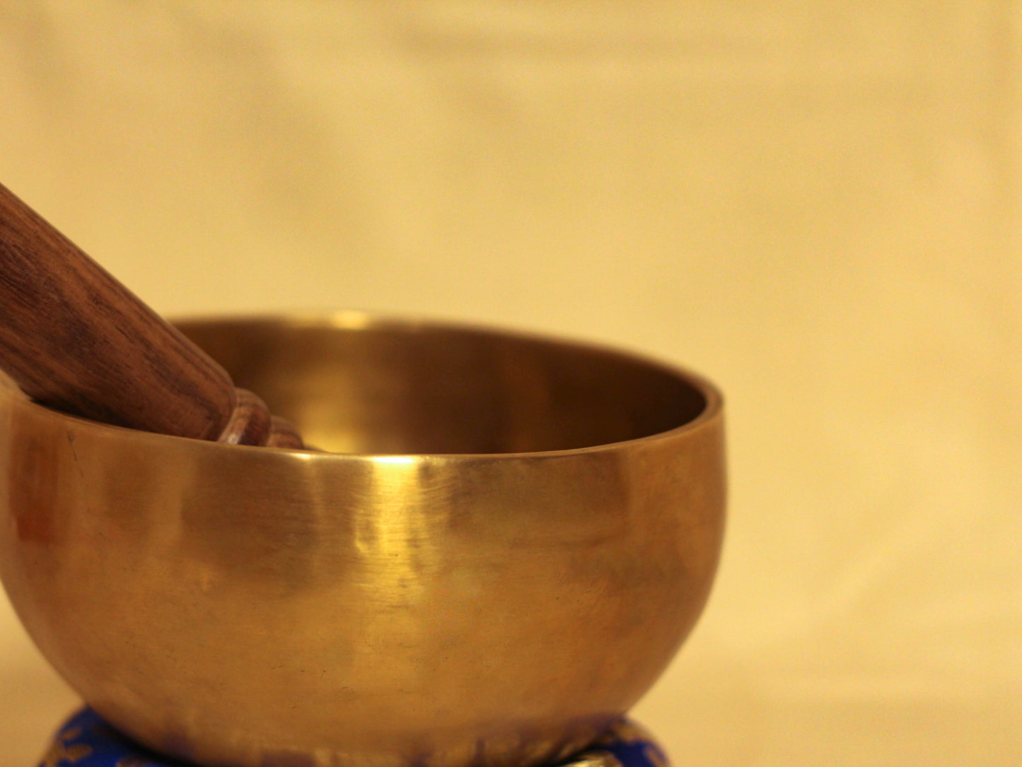 Plain Golden Singing Bowl (Small)