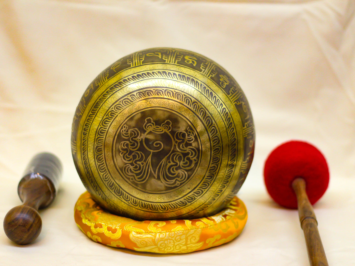 Special Carving Singing Bowl