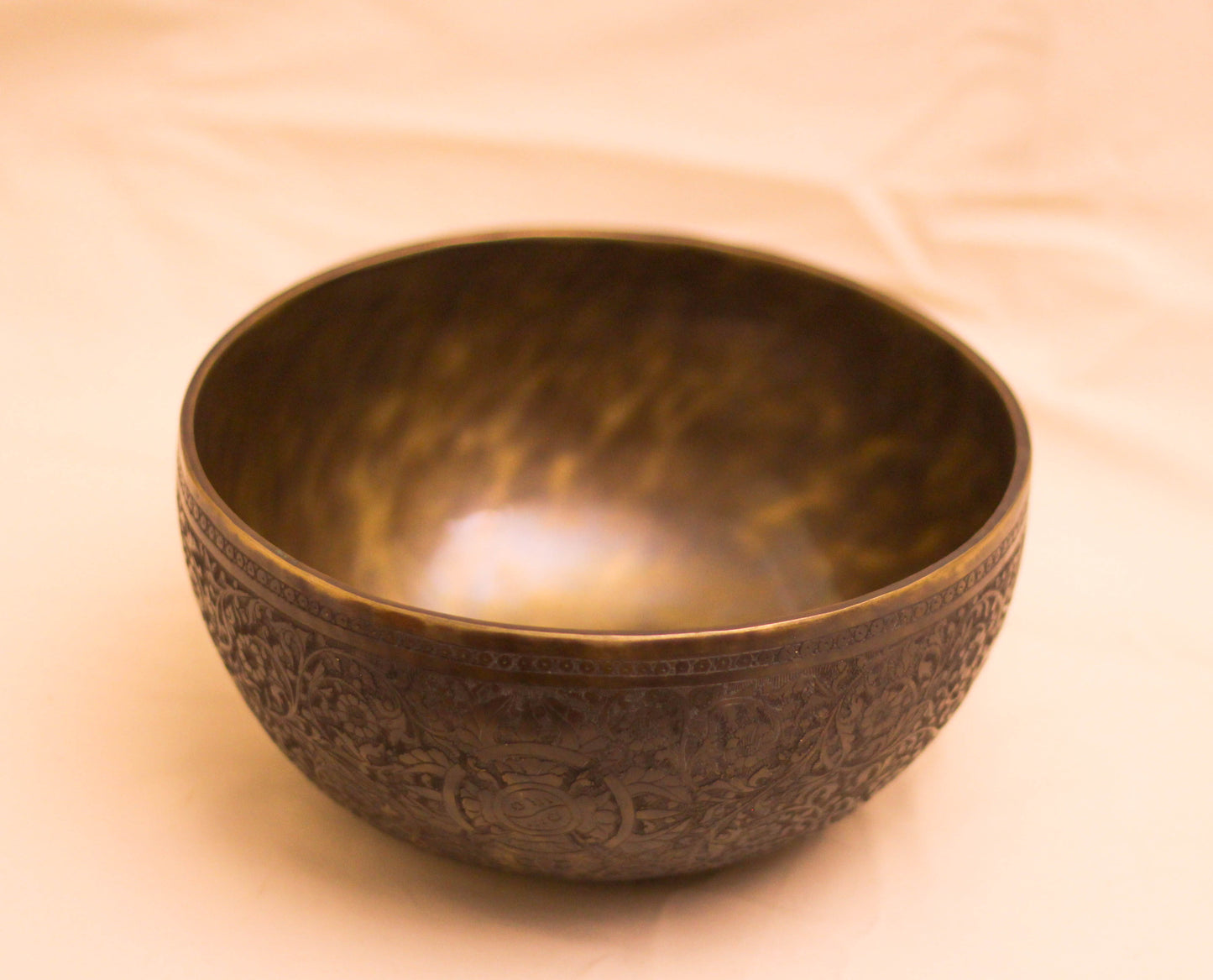 Special Carving Singing Bowl